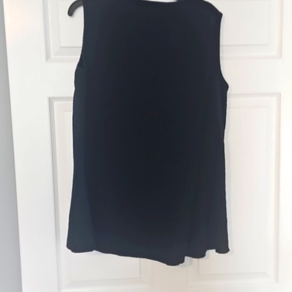Lulu-B Black Sleeveless Blouse with Button Detail - Picture 2 of 11